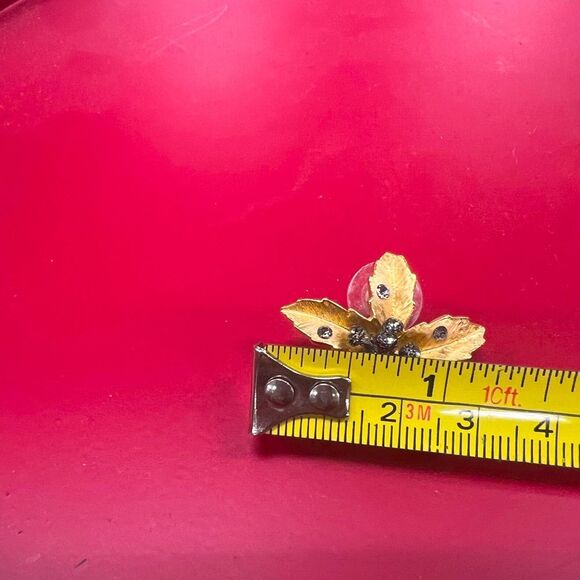 Joan Rivers Womens VTG Gold Earrings with Crystals - Picture 4 of 4